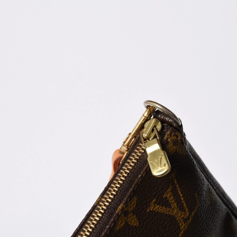 LOUIS VUITTON Pochette Accessoires Accessory Pouch Clutch Monogram Brown Leather - Picture 6 of 13